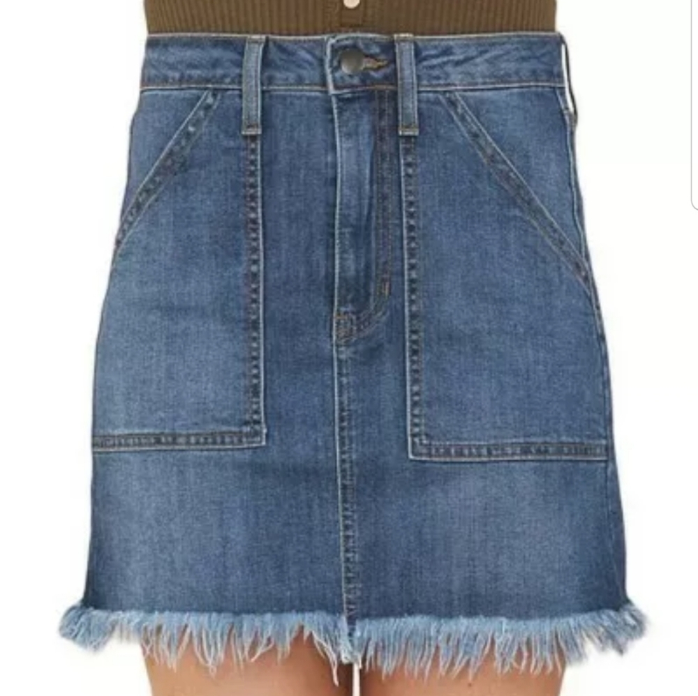 GAP DISTRESSED HEM DENIM SKIRT
